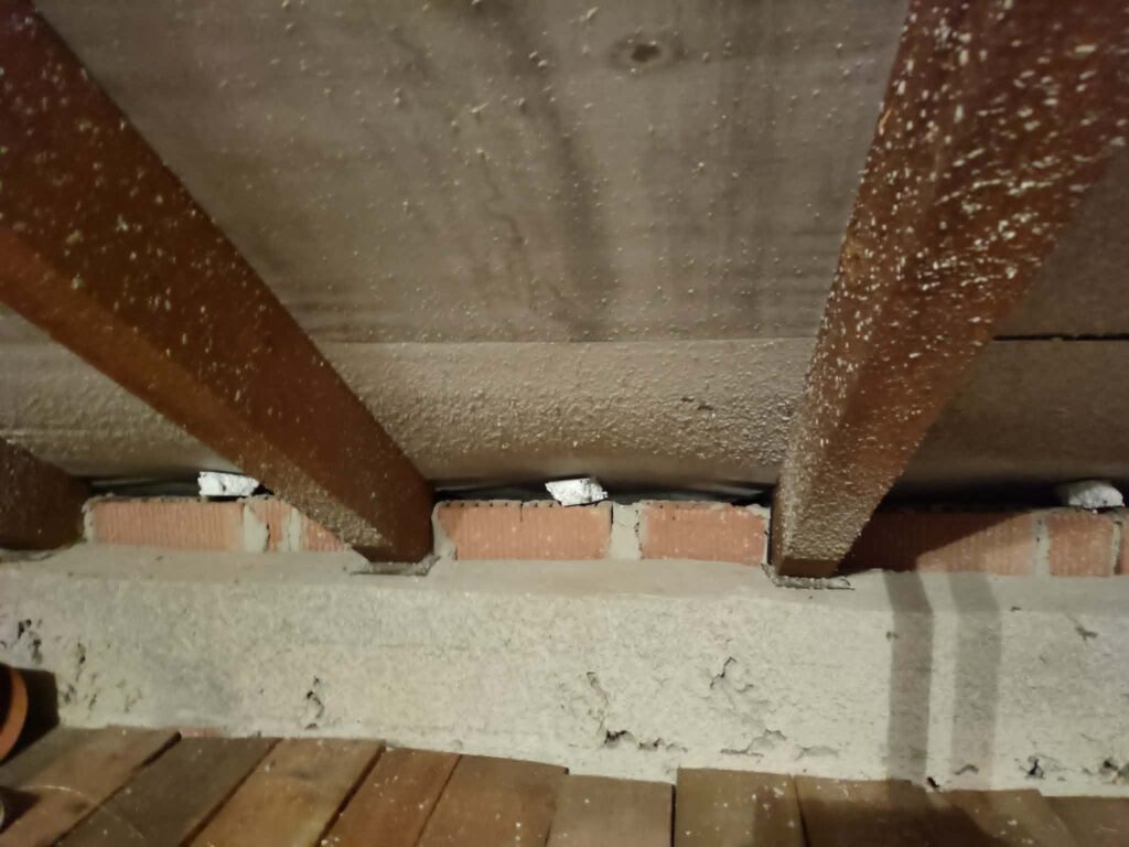 izolacje pianą PUR izolacje pianą PUR