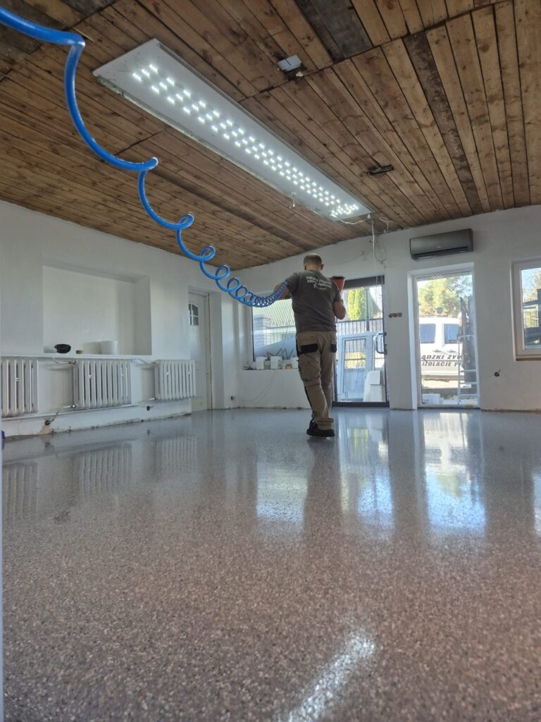 WhatsApp Image 2026-04-08 at 08.08.05 (2) Duży